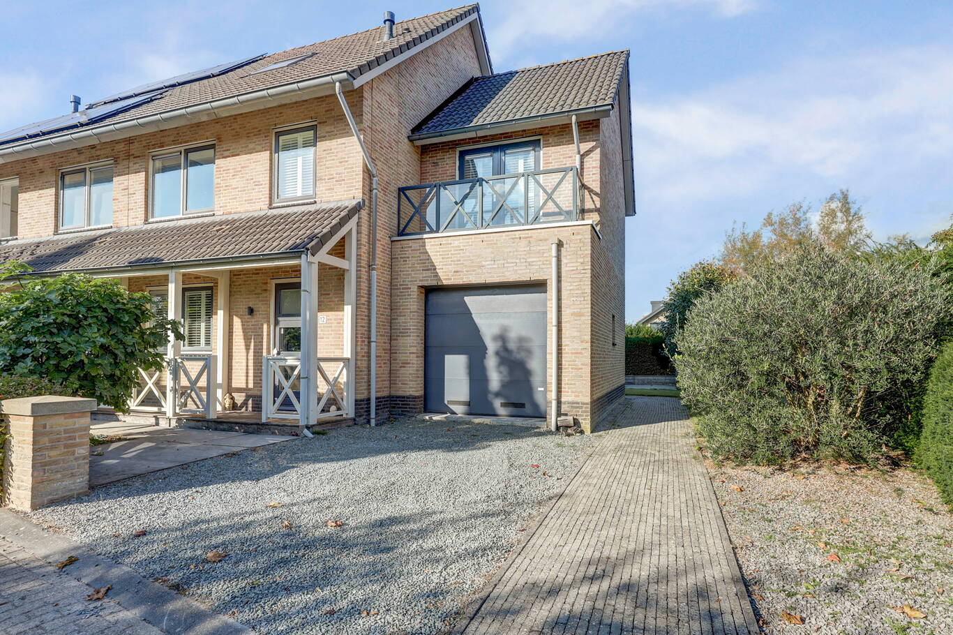 Cipreshout 12 BARENDRECHT