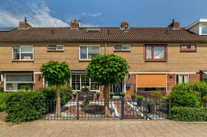 Schaatsbaan 136 BARENDRECHT Schaatsbaan 136 BARENDRECHT