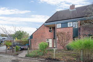 Willem-Alexanderplantsoen 202 BARENDRECHT Willem-Alexanderplantsoen 202 BARENDRECHT