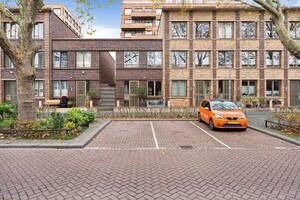 Parallelweg 82 ROTTERDAM Parallelweg 82 ROTTERDAM