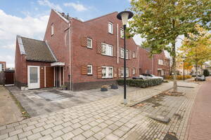 Vrijenburglaan 66 BARENDRECHT Vrijenburglaan 66 BARENDRECHT