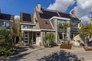 Mozartstraat 94 BARENDRECHT